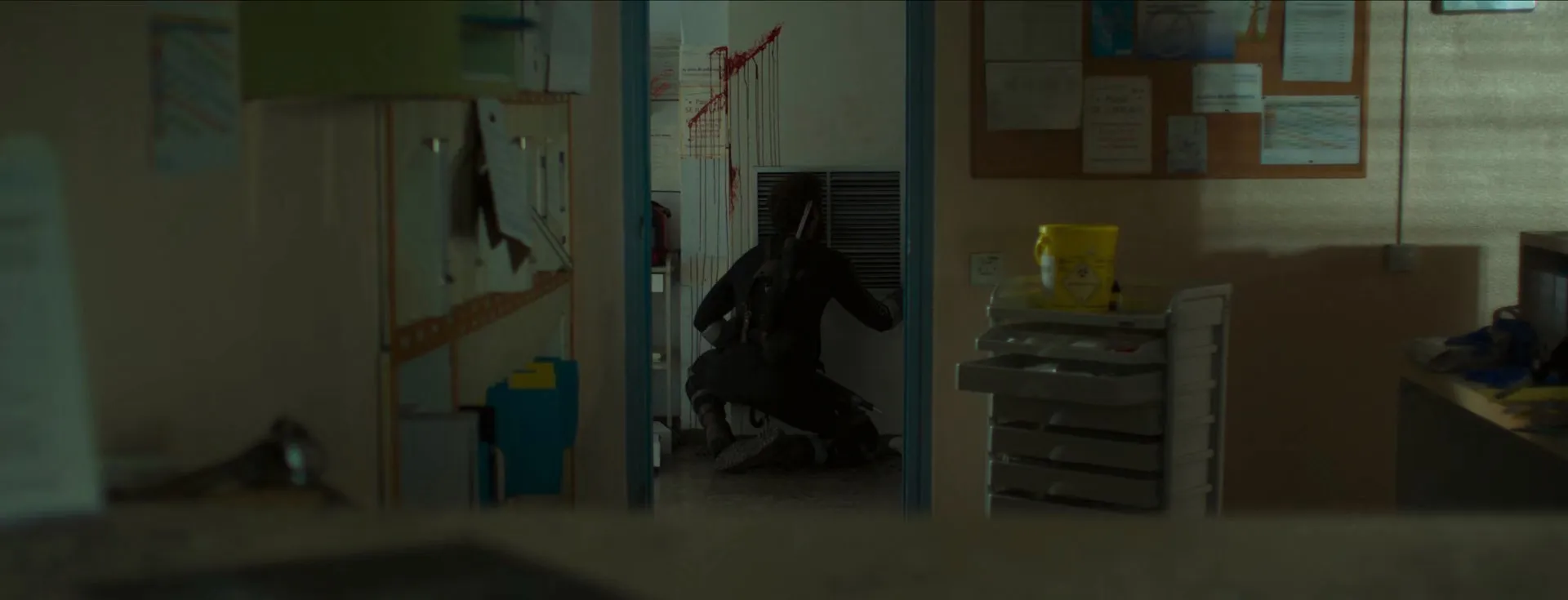 Apocalypse Z: The Beginning of the End 2024 - Spanish Dual Audio WEB-DL | Hindi Full Movie screenshot