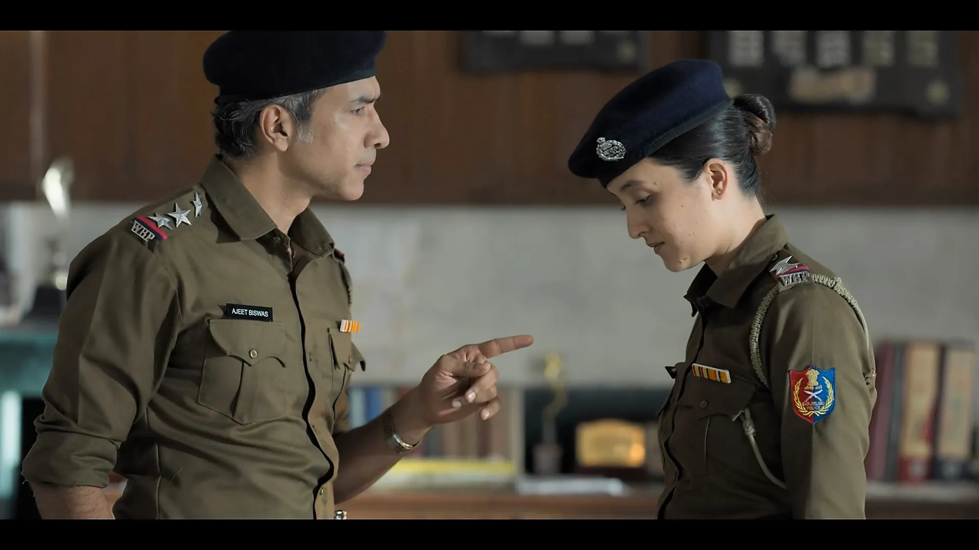 Mithya 2022 Season 1 Audio WEB-DL | Hindi Full Movie [ALL EPISODES] screenshot